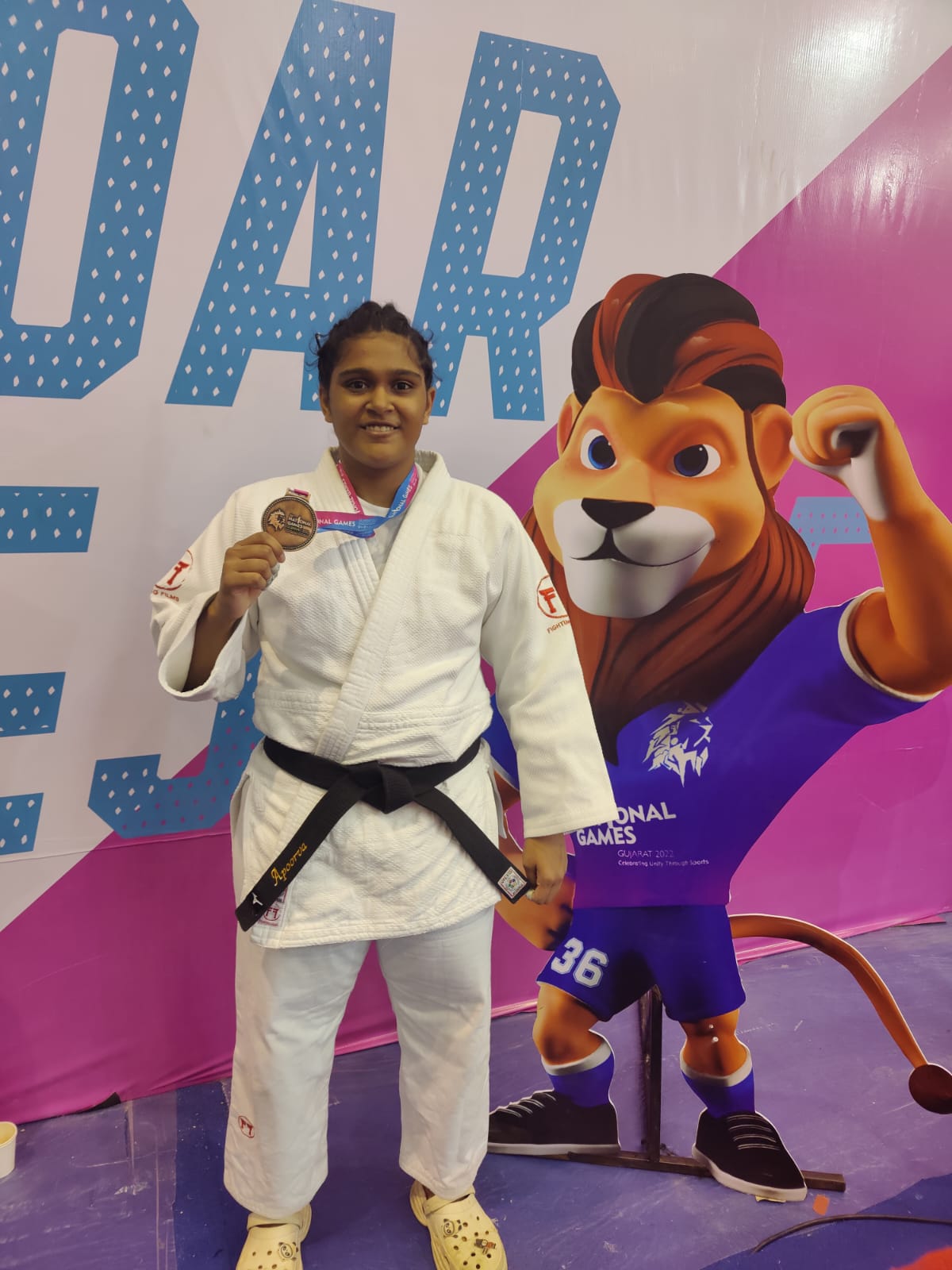 Apoorva Patil wins Shiv Chhatrapati award